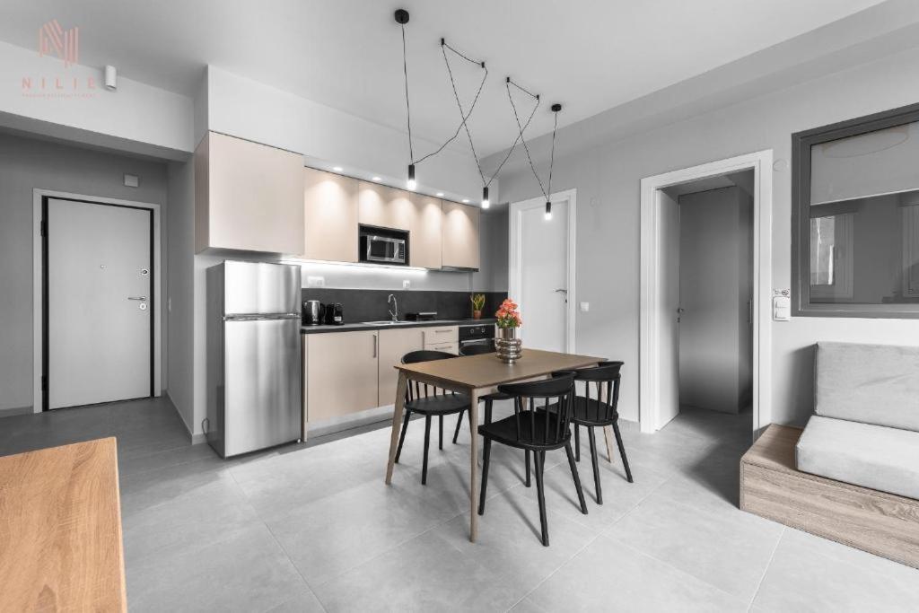 Big Apple Aprts, Nilie Hospitality Mgmt Apartment Tesalonika Bagian luar foto