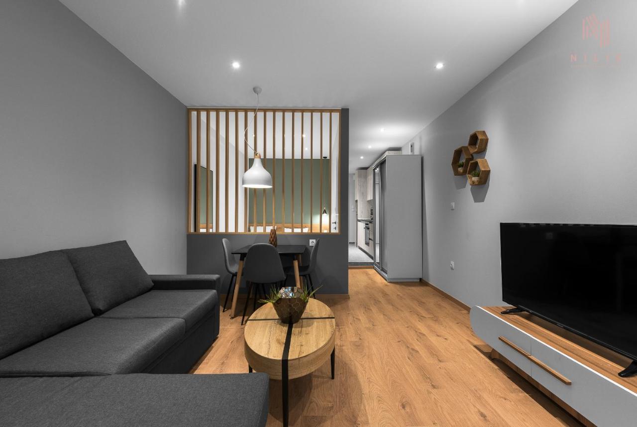 Big Apple Aprts, Nilie Hospitality Mgmt Apartment Tesalonika Bagian luar foto