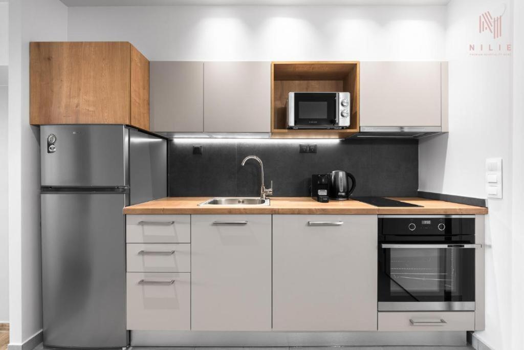 Big Apple Aprts, Nilie Hospitality Mgmt Apartment Tesalonika Bagian luar foto