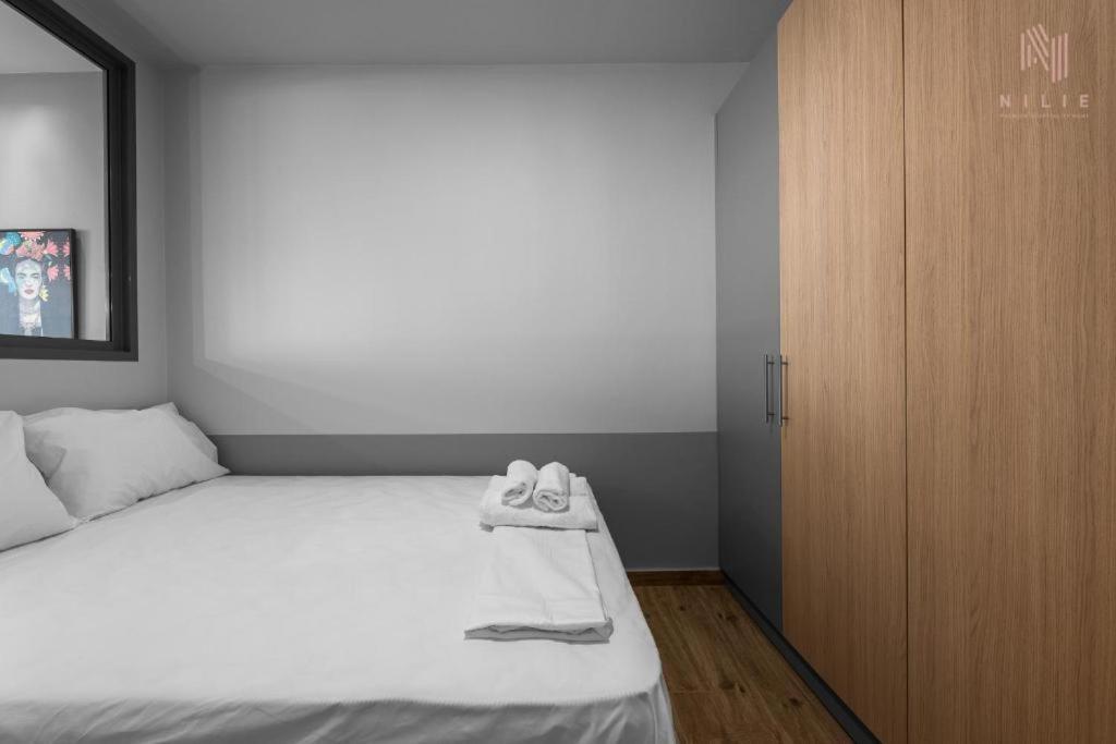 Big Apple Aprts, Nilie Hospitality Mgmt Apartment Tesalonika Bagian luar foto