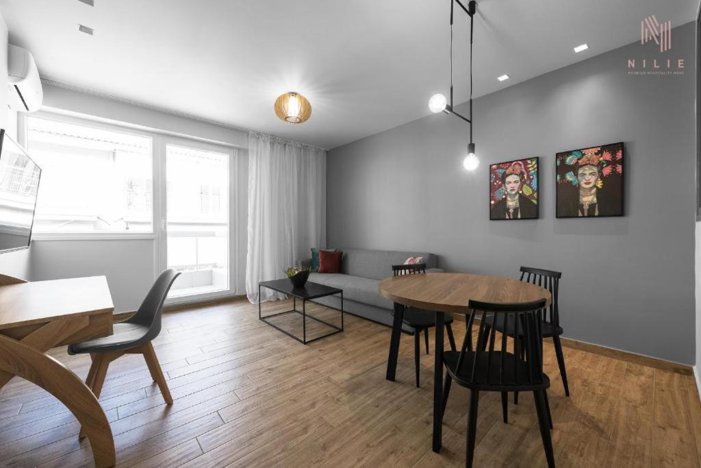 Big Apple Aprts, Nilie Hospitality Mgmt Apartment Tesalonika Bagian luar foto
